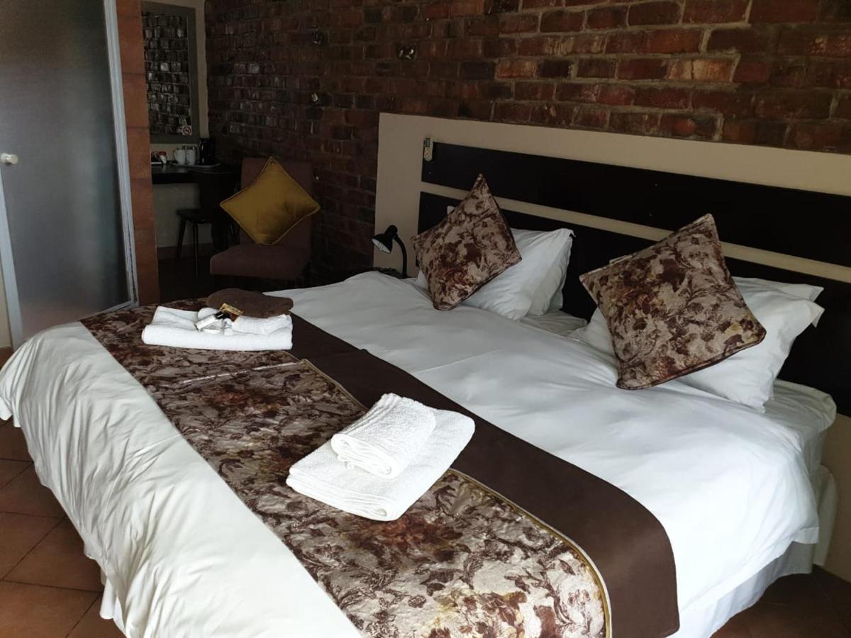 Tsessebe Guesthouse Bloemfontein Exteriör bild