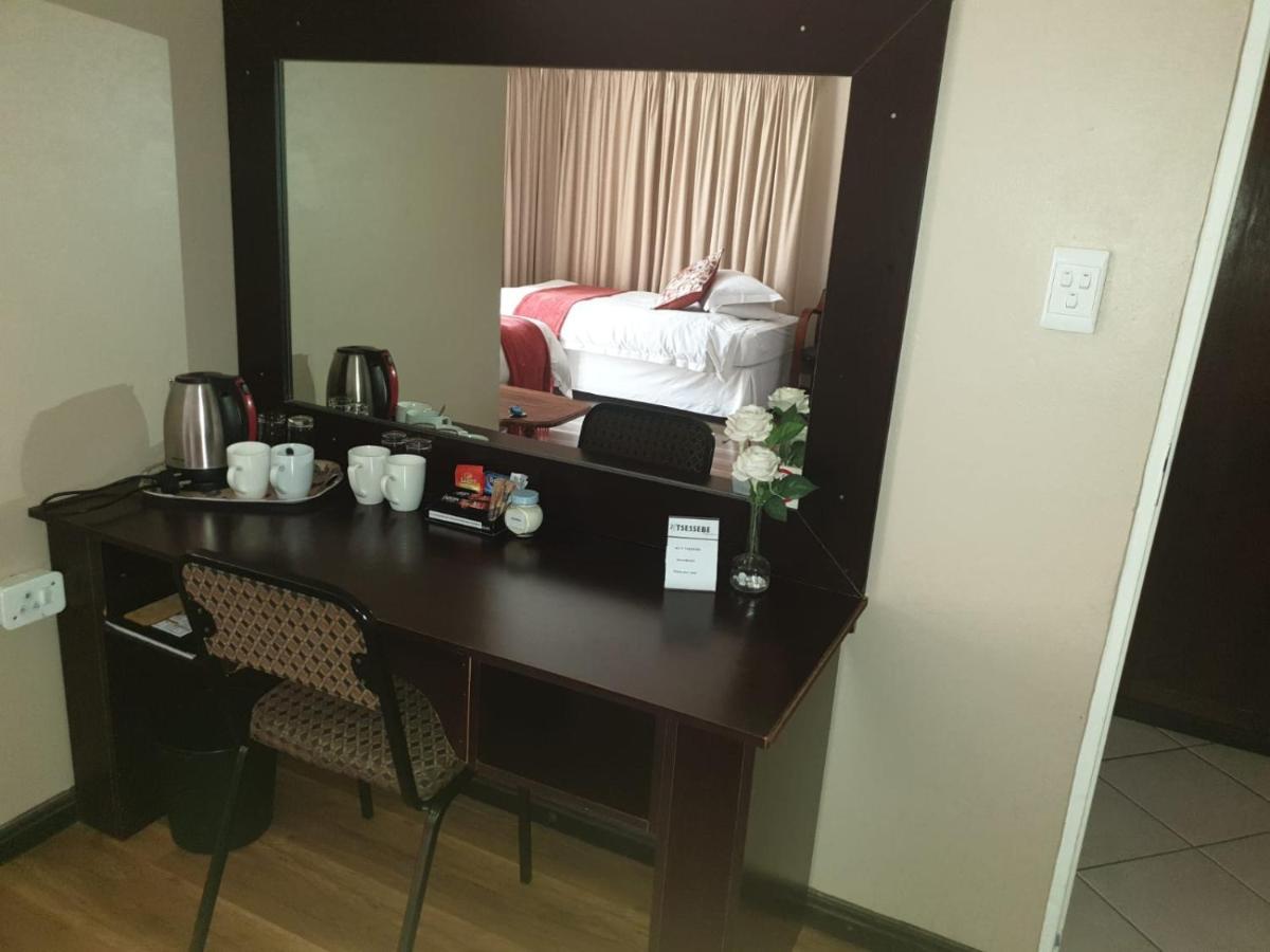 Tsessebe Guesthouse Bloemfontein Exteriör bild